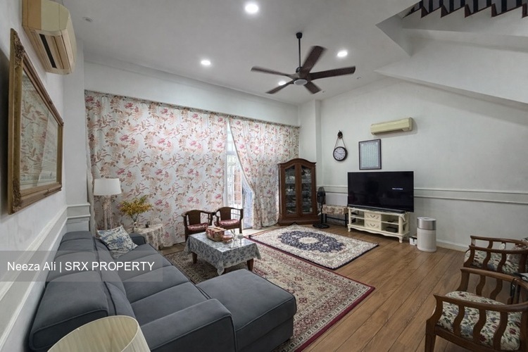 Loyang Villas (D17), Terrace #549216311